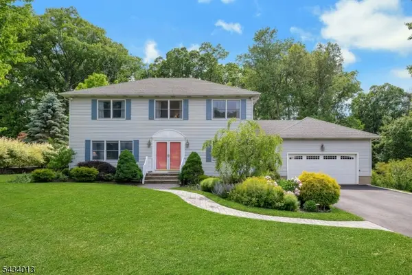 29 Sandra Ln, Randolph Twp., NJ 07869