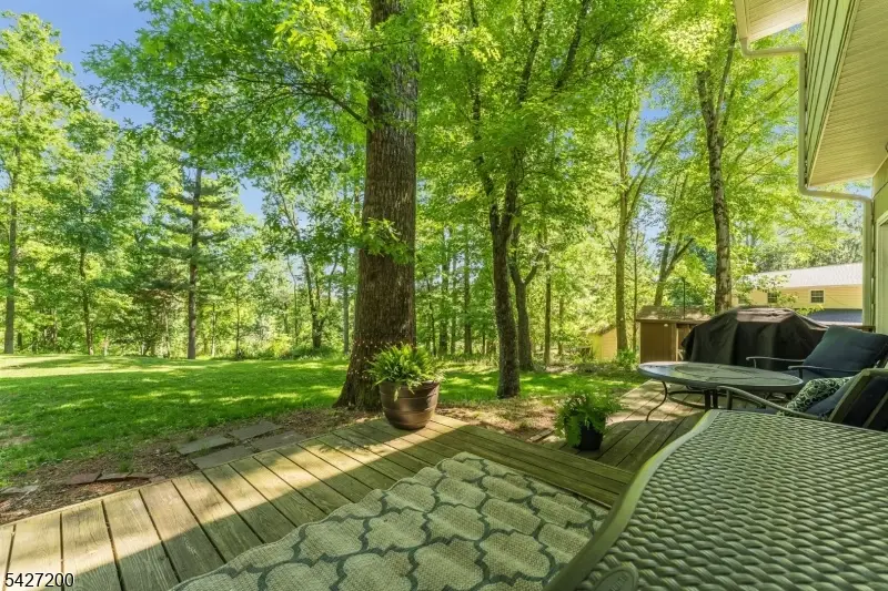 23 Country Hill Rd, Clinton, NJ 08833 - #2