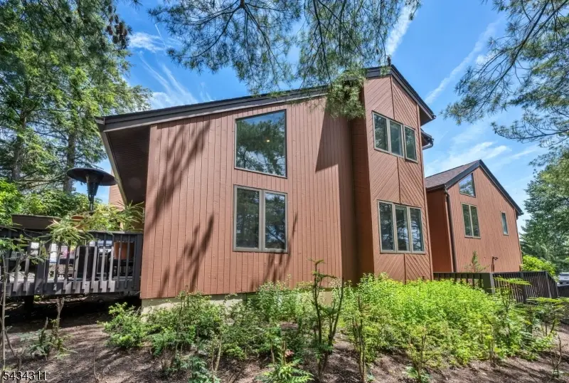 27 Moran Rd, West Orange, NJ 07052 - #2