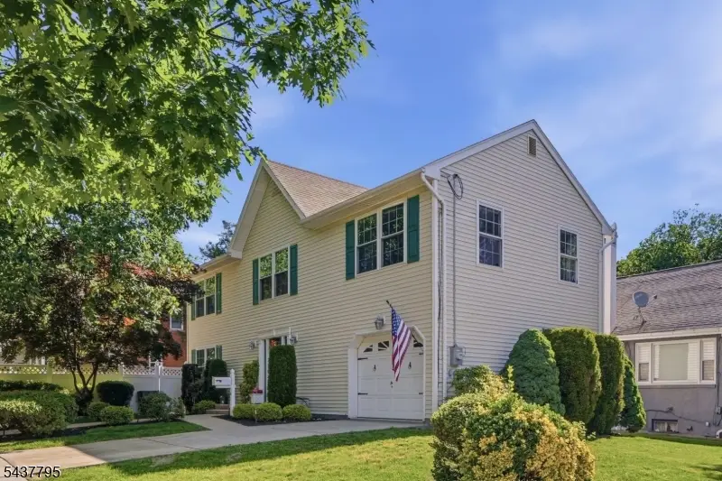 81 Hudson Ave, Ridgefield Park, NJ 07660 - #2
