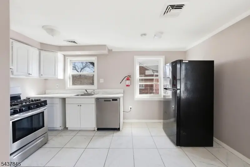 763 Audrey Dr, Rahway, NJ 07065 - #3