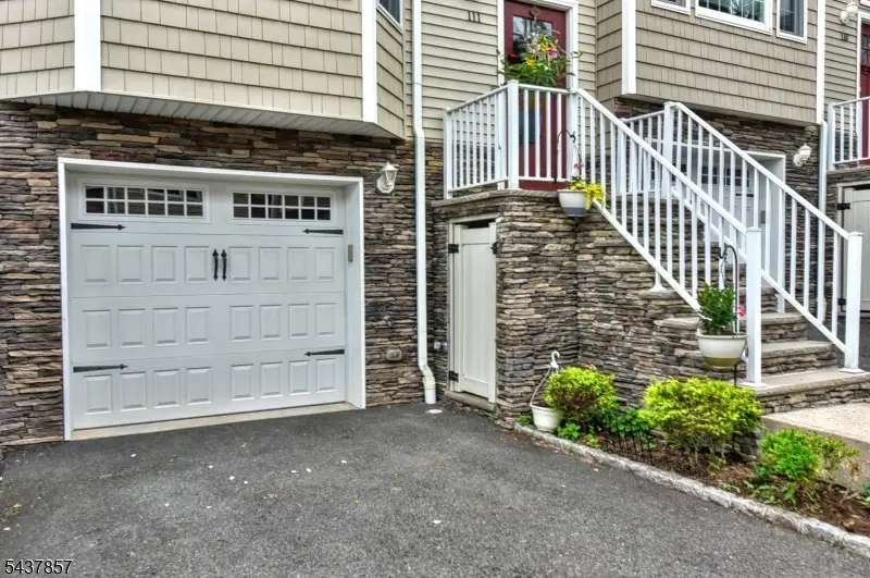 451 Springfield Ave #111, Hasbrouck Heights, NJ 07604 - #3