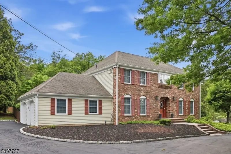 863 Papen Rd, Bridgewater, NJ 08807 - #3