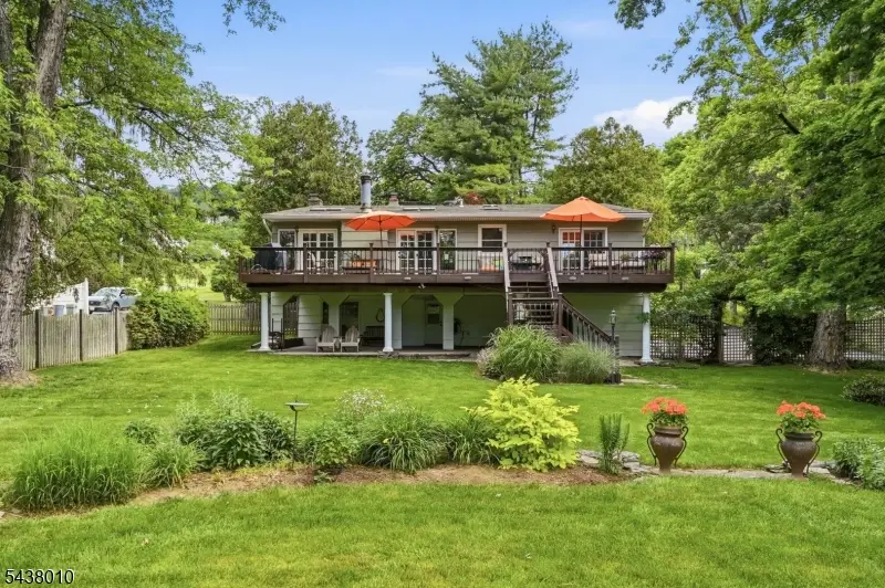 38 W Main St, Mendham, NJ 07945 - #2