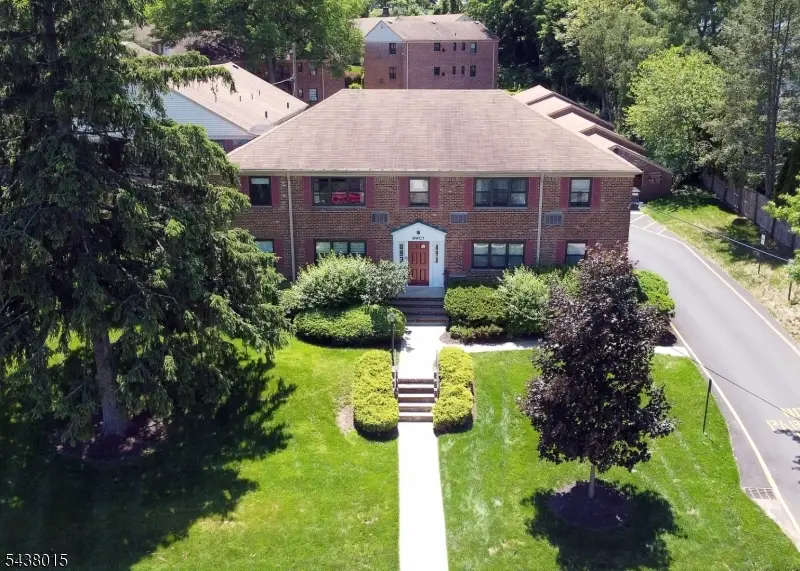 9 West Ct #2B, Westfield, NJ 07090 - #2