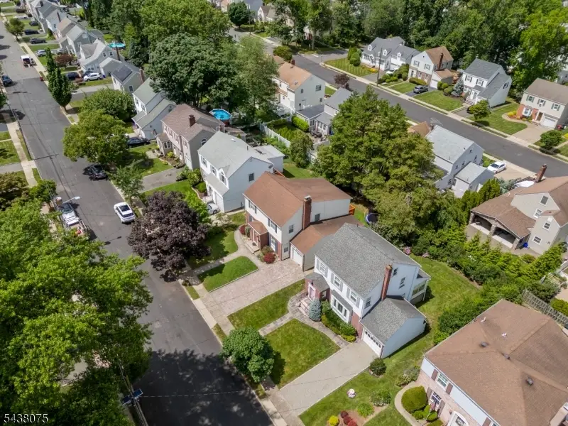 33 Mapes Ave, Nutley, NJ 07110 - #2
