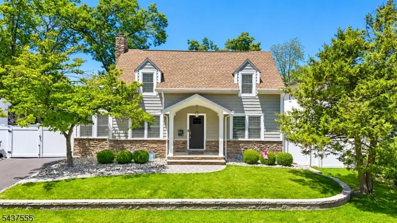 307 N Farview Ave, Paramus, NJ 07652 - #2