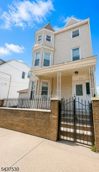 272 -274 Parker St, Newark City, NJ 07104