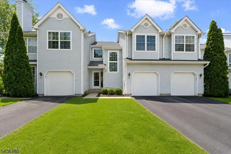 22 Willow Ci #702, Hamburg, NJ 07419 - #1