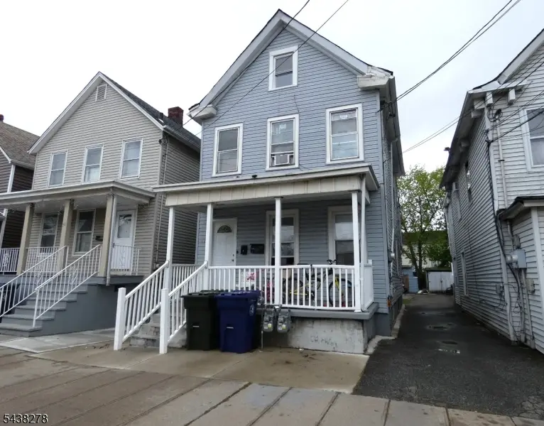 309 Washington St, Perth Amboy, NJ 08861 - #1