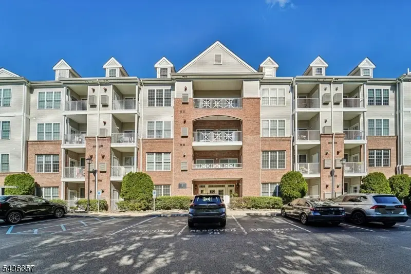 1118 Wharton Ct #118, Riverdale, NJ 07457 - #1
