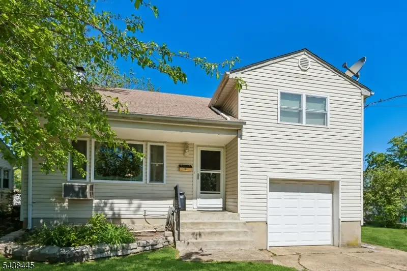 844 Lakeshore Dr, Cliffwood Beach, NJ 07735 - #1