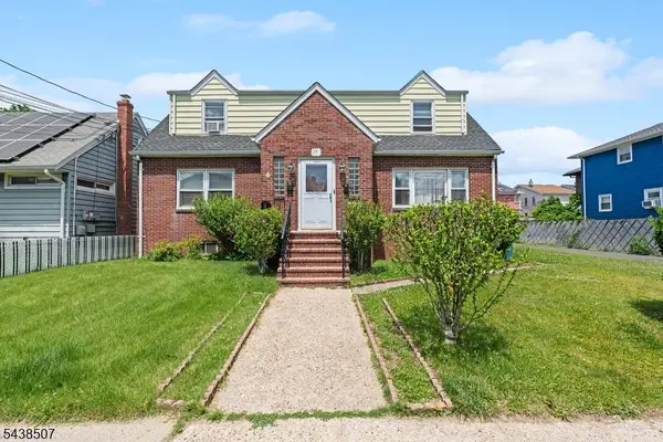 57 Devon St, North Arlington Boro, NJ 07031
