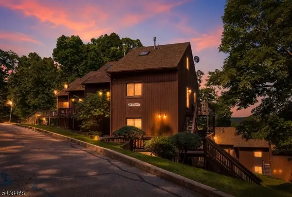 4 Telemark Dr #2, Vernon Twp., NJ 07462