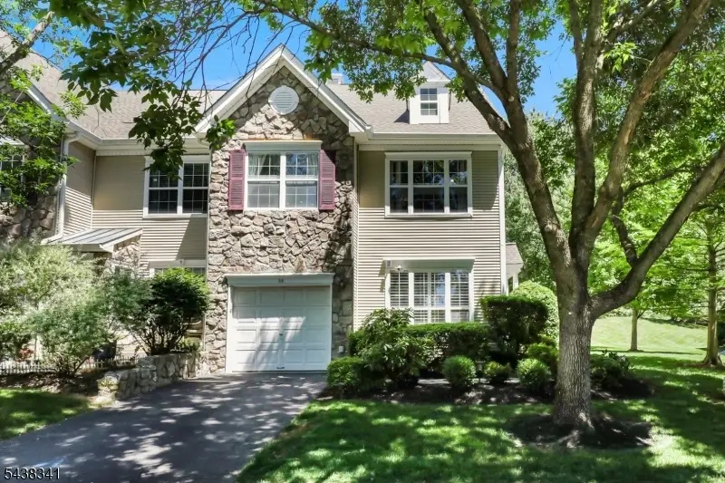 10 Raleigh Ct, Basking Ridge, NJ 07920 - #2