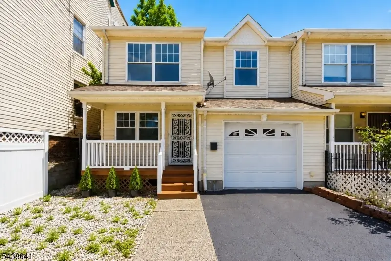 736 S 19th, Newark, NJ 07103 - #1