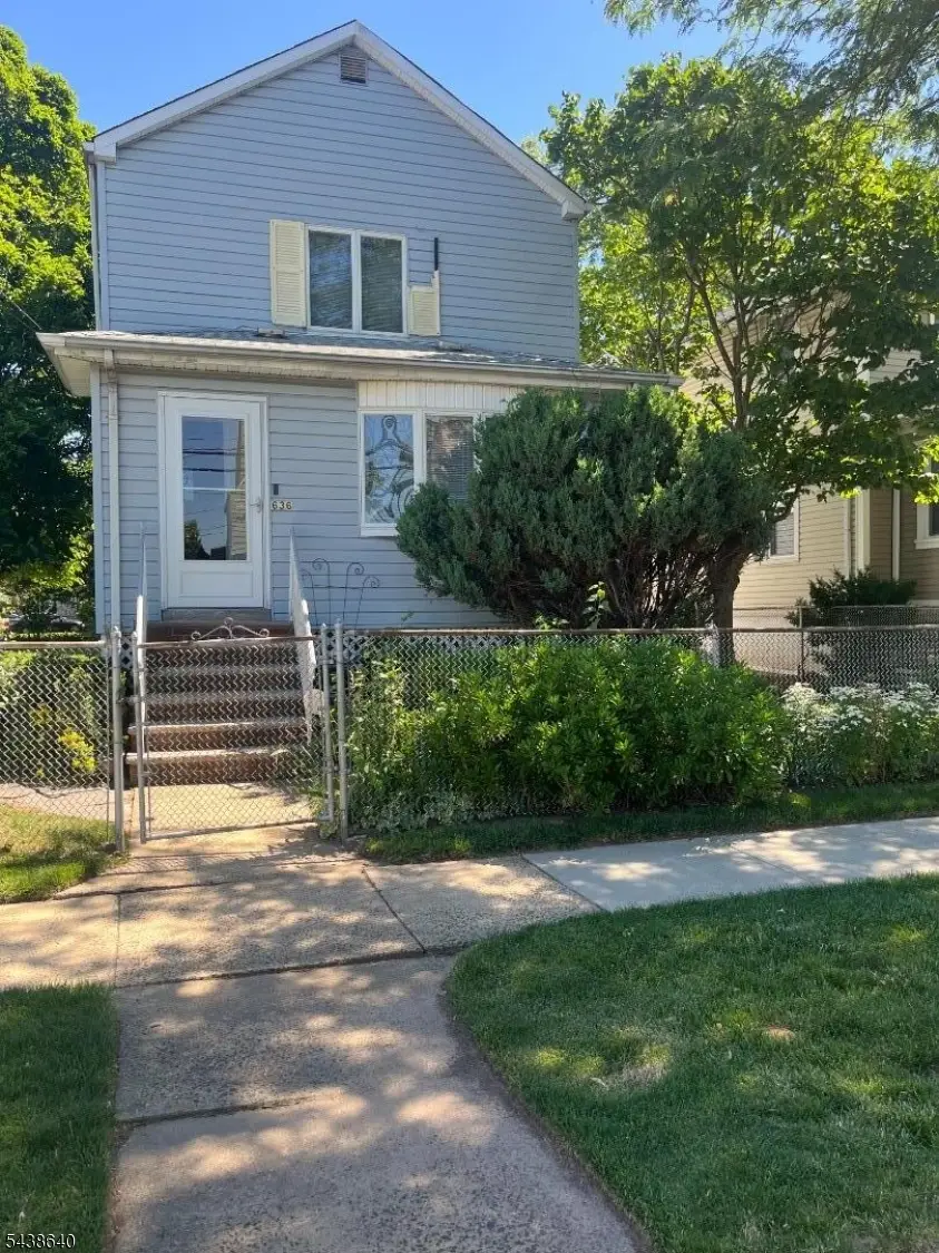 636 Washington Ave, Linden, NJ 07036 - #1