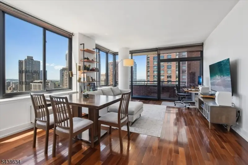 389 Washington St #23A, Jersey City, NJ 07302 - #2