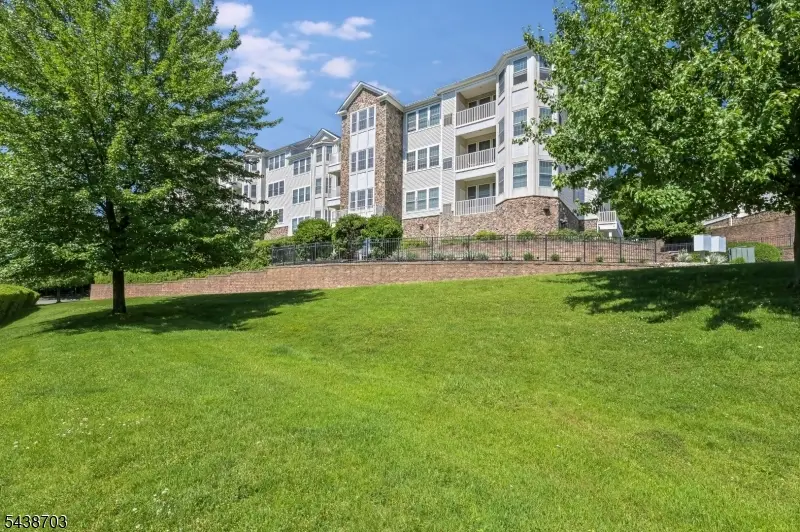 1305 Gatherings Dr #1305, Haledon, NJ 07508 - #3