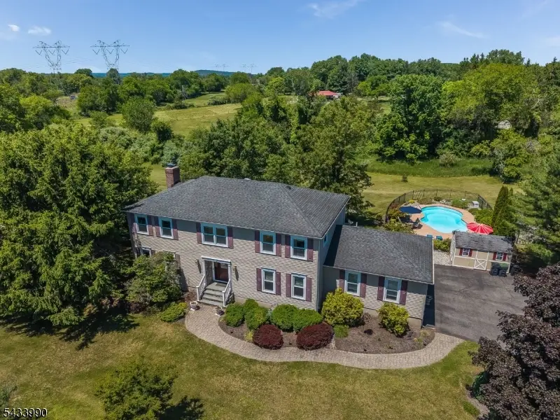 8 Shurts Rd, Readington, NJ 08822 - #1