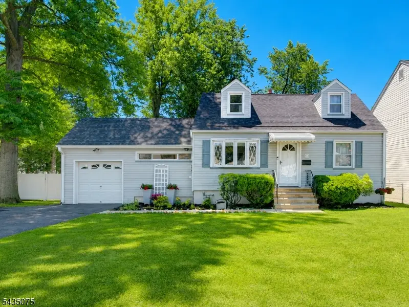 513 Quinton Ave, Kenilworth, NJ 07033 - #1