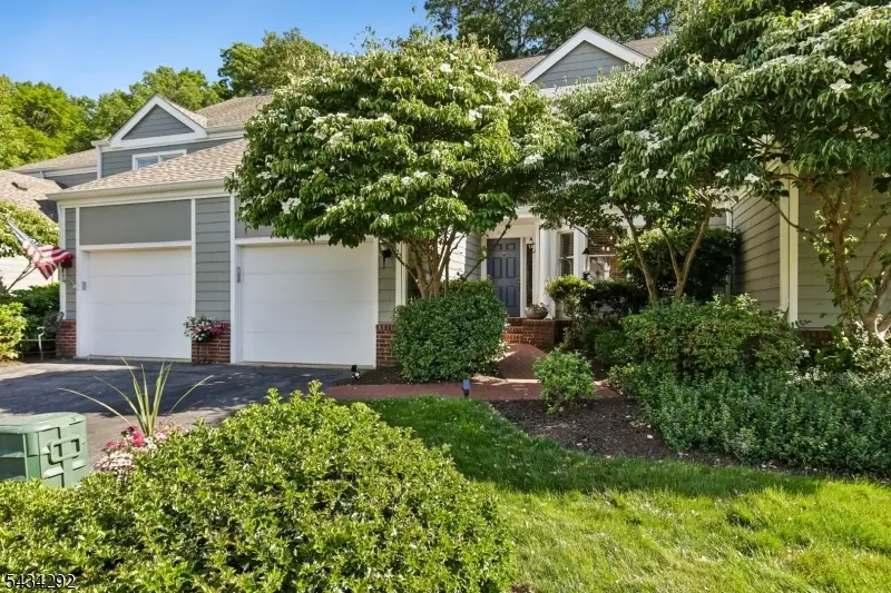 22 Woodcrest Dr, Morris, NJ 07960 - #1