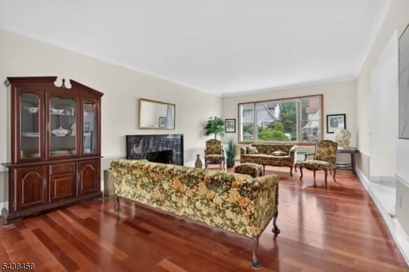 25 Cresthill Ave, Clifton, NJ 07012 - #3