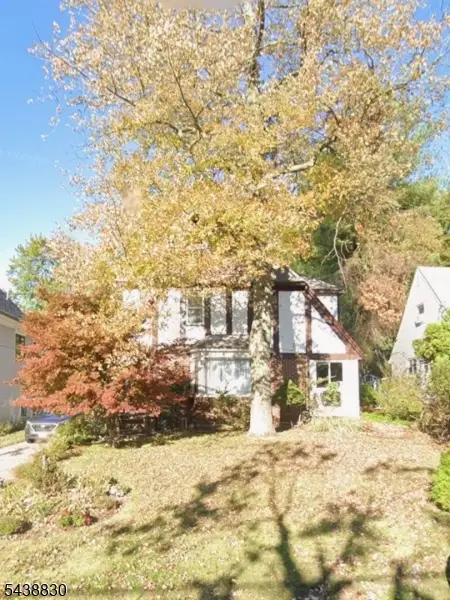 619 Maitland Ave, Teaneck Twp., NJ 07666