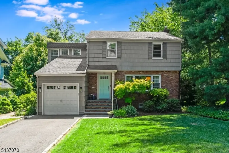 40 Collinwood Rd, Maplewood, NJ 07040 - #1