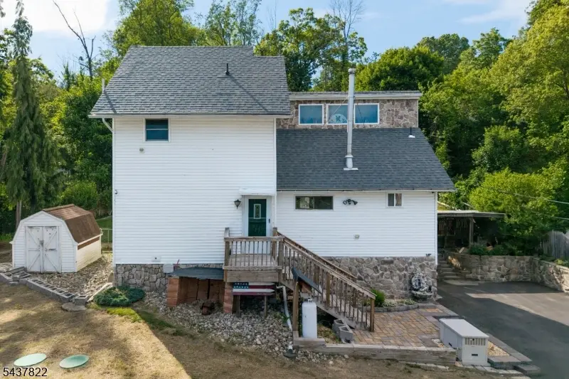 51 Zinnia Dr, Glenwood, NJ 07462 - #1