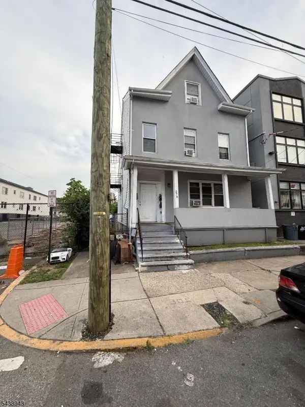 276 Frt276governor St, Paterson City, NJ 07501
