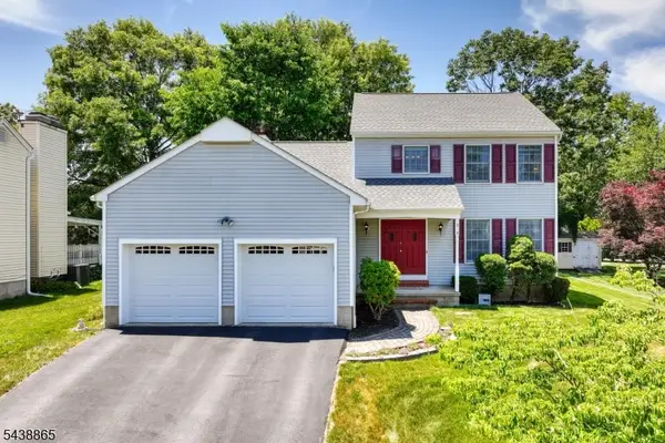 3 Obert Dr, Raritan Boro, NJ 08869