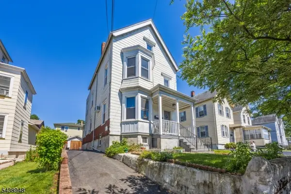 163 Walnut St #2, Bloomfield Twp., NJ 07003