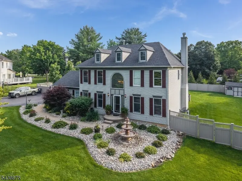 2 Saint Andrews Dr, Washington, NJ 07882 - #1