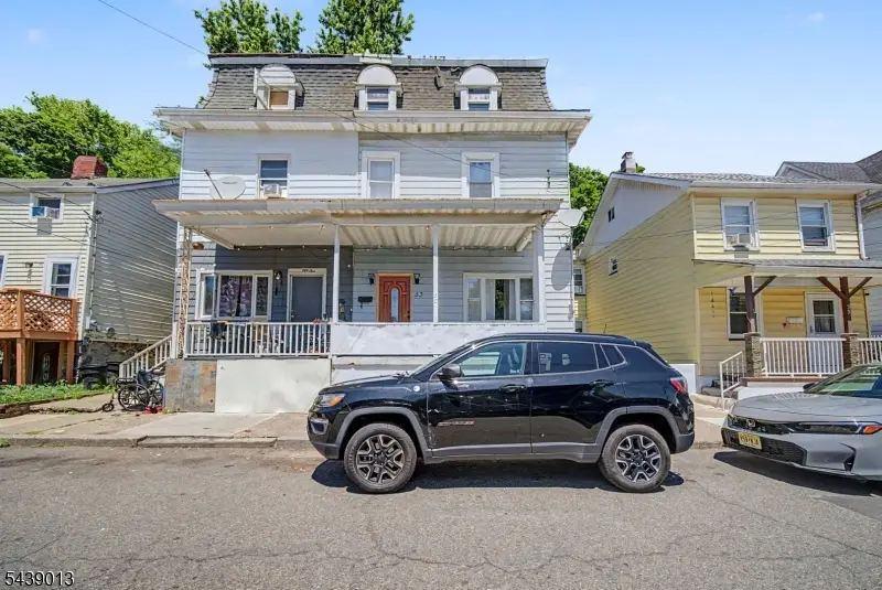 53 Brainard St, Phillipsburg, NJ 08865 - #3