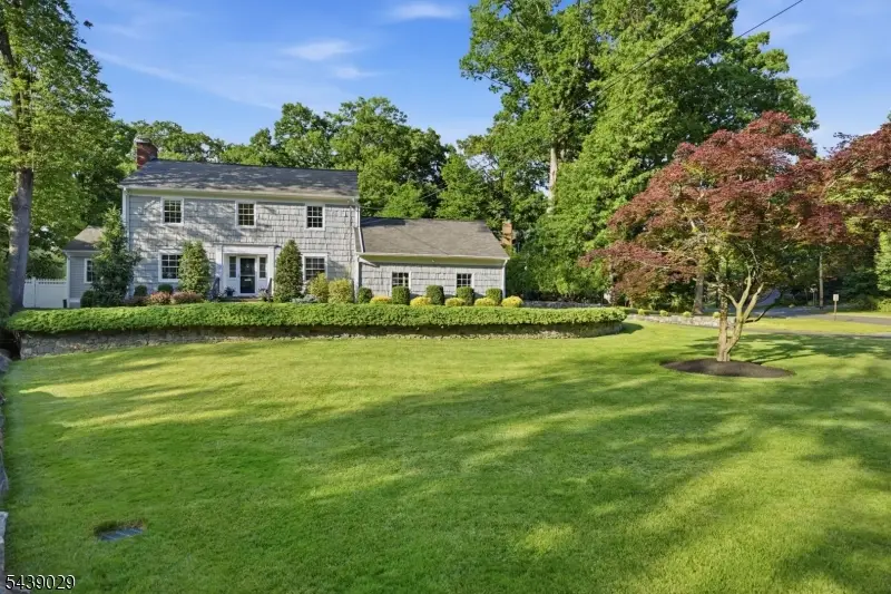 62 Fells Rd, Essex Fells, NJ 07044 - #3