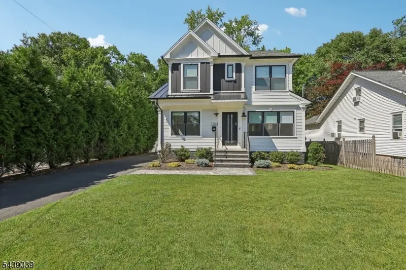 676 Ridgewood Rd, Oradell, NJ 07649 - #2