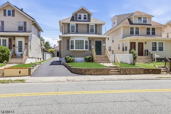 332 Riverside Ave, Lyndhurst Twp., NJ 07071