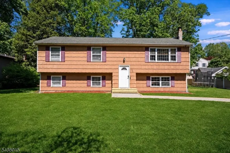 12 River Rd, Jefferson, NJ 07438 - #1