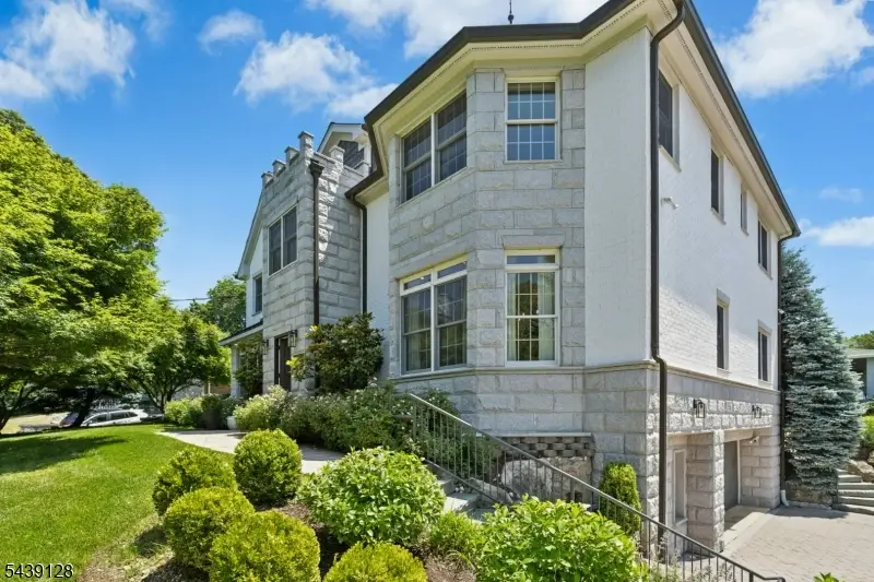 204 N Union Ave, Cranford, NJ 07016 - #3