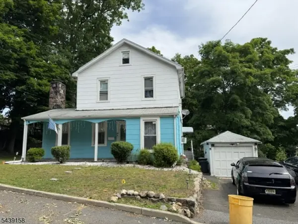 20 Nassau St, North Haledon Boro, NJ 07508
