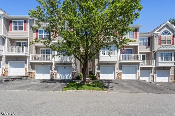 169 Vista Ter, Pompton Lakes Boro, NJ 07442