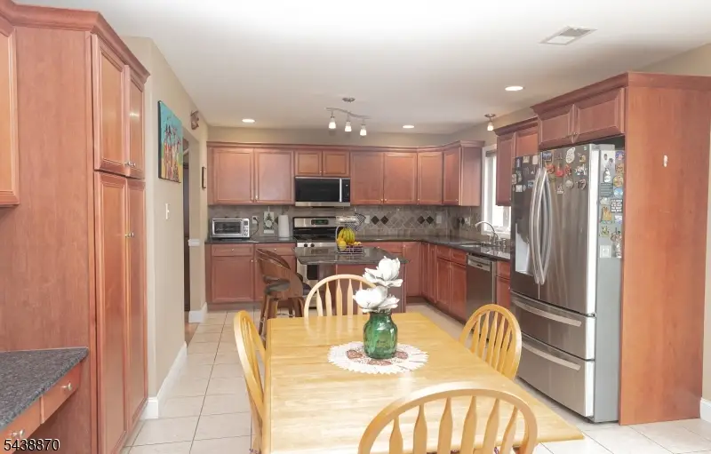419 Putnam Rd, Union, NJ 07083 - #3