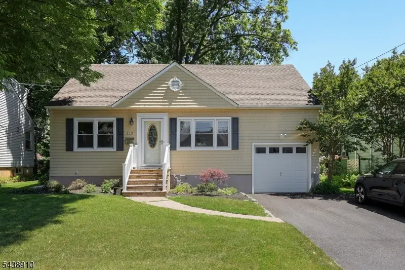 213 Sailer St, Cranford, NJ 07016 - #1