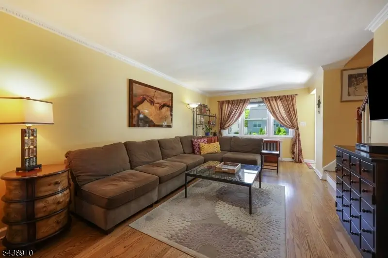 213 Sailer St, Cranford, NJ 07016 - #3