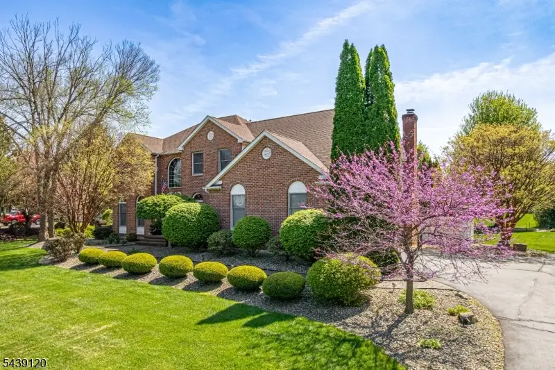 106 Stone Crossing, Stewartsville, NJ 08886 - #1