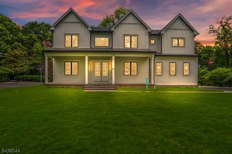 81 Ridge Dr, Livingston, NJ 07039 - #1