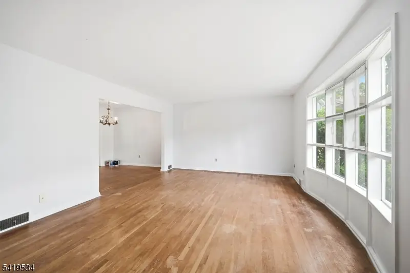 27 Knollwood Rd, Morristown, NJ 07960 - #2