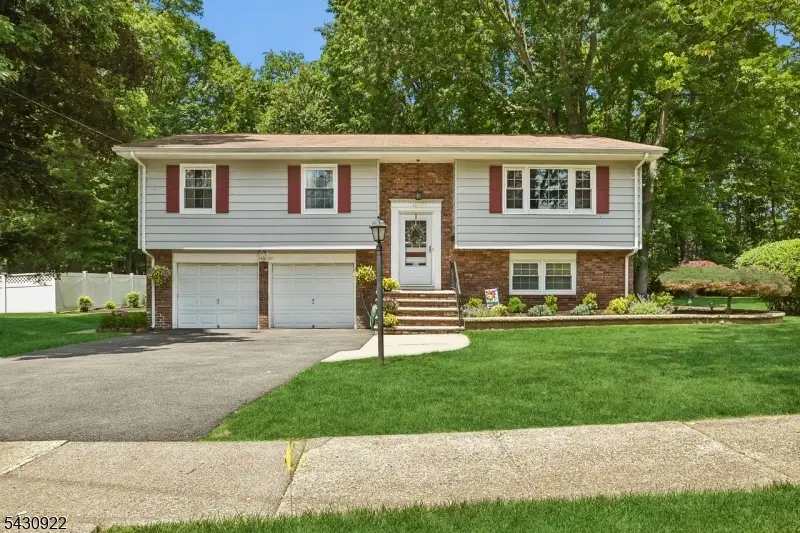 42 Davenport Ave, Roseland, NJ 07068 - #1