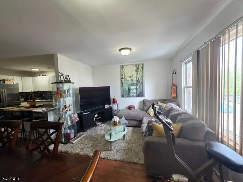 229 Delaware St, Elizabethport, NJ 07206 - #3